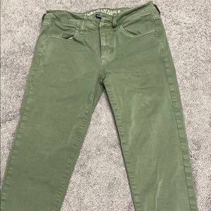 Green supper stretch jeggings